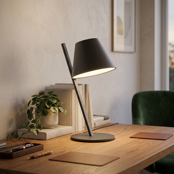 Artemide La Petite Table Lamp 3D model — studio render