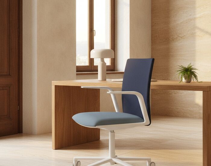 Low-Back Office Task Chair 02 3D Model