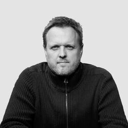 Simon Pengelly